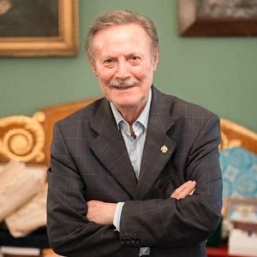 Урок человечности: почему пирожок из 1943-го ценнее элитного диплома. 01