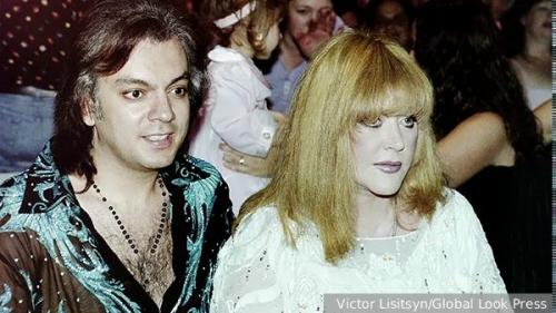 Народный артист России Филипп Киркоров рассказал о своей свадьбе с Аллой Пугачевой.  