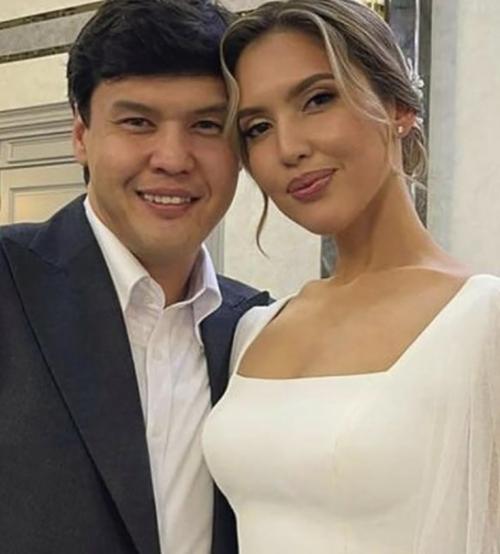 Бабушка Салтанат не знает, что внучки больше нет. 01