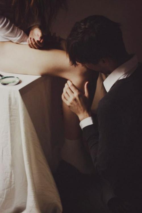 Обмен чувствами, обмен словами, обмен богатствами, обмен знаниями, вся жизнь, ее развитие, строится на любовном обмене, это и есть жизнь.  