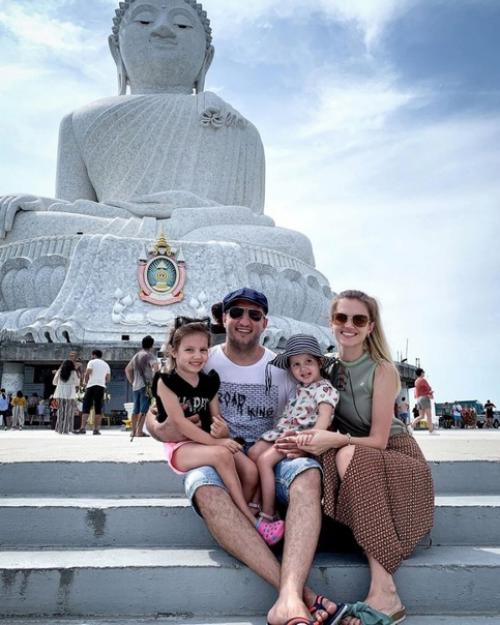 Невероятно красивые!   Семья Арарата и кати кещян! 02