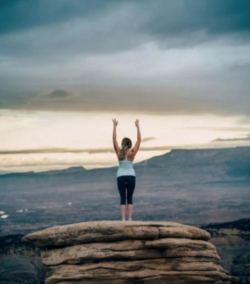 3 асаны для здорового кишечника. 02