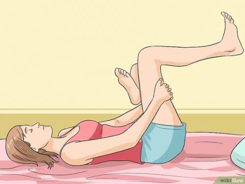 Вечерняя йога в постели. 01