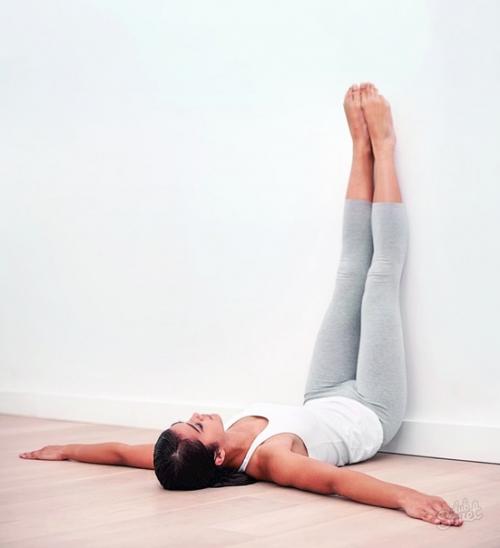 Каждый вечер поднимаю ноги вверх хотя бы на 10 минут - я в восторге от эффекта! 01 Каждый вечер поднимаю ноги вверх хотя бы на 10 минут - я в восторге от эффекта! 01