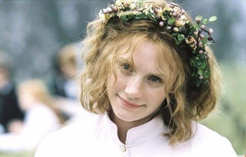 А раньше бабы в поле рожали - и ничего!