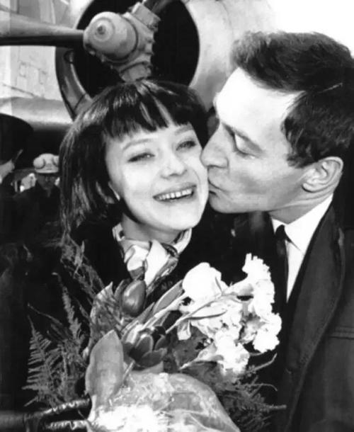 Людмила Савельева пришла на съёмочную площадку Войны и Мира совсем юной-ей едва исполнилось 20лет. 03