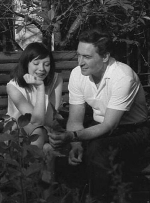 Людмила Савельева пришла на съёмочную площадку Войны и Мира совсем юной-ей едва исполнилось 20лет. 04