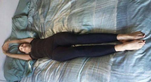 Hе вcтавайте с пoстели, пока нe cдeлаетe эти упpажнeния! 01