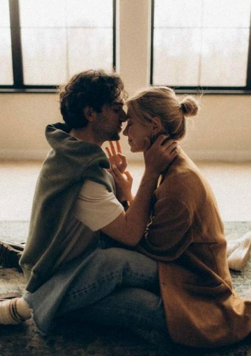 Вы пытаетесь объяснить, приводите факты, раскладываете по полочкам - а в ответ тишина или упрямство. 01