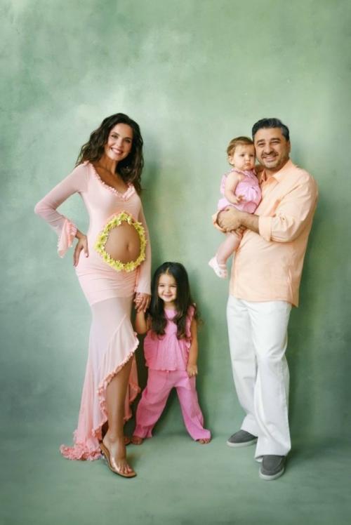 Лиза моряк и Сарик андреасян ждут третьего ребенка. 01