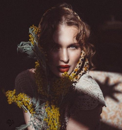 - многие люди говорят, что они чувствуют, как проходит интерес к человеку, а затем любовь.