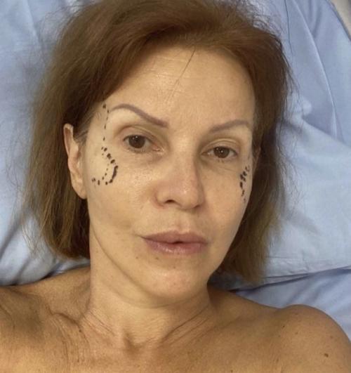 Наталья штурм, 57-летняя певица, обнародовала в своем блоге, что до сих пор сохраняет девственность. 01