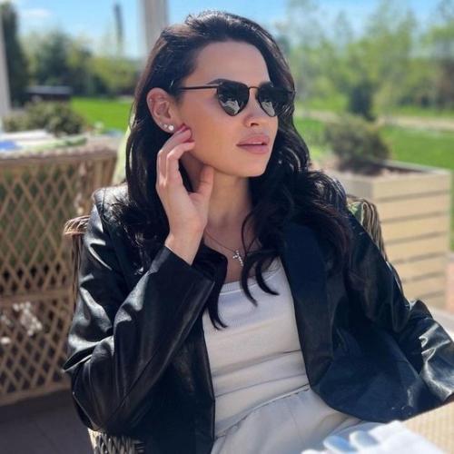 Больше не холостяк: Сергей бурунов показал свою молодую невесту. 02