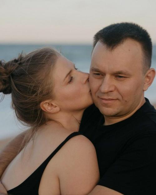 Какая Прекрасная Пара 38-летняя актриса Настя задорожная впервые мамой стала. 02