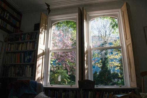 Бессмысленно Изводить Себя, раз Ничего Нельзя Сделать. 04