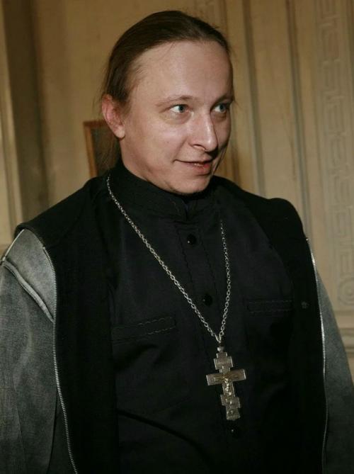 Иван охлобыстин обрел покой вдали от суеты - актёр живёт в деревне. 02