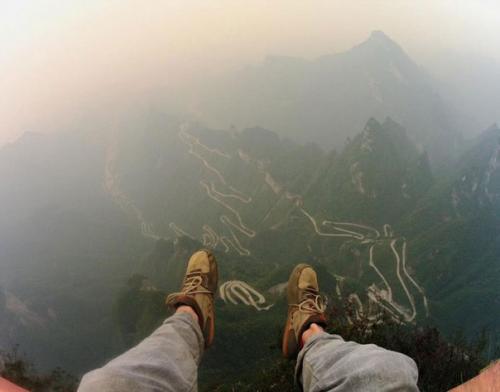 О природе?   Природа - это отражение человека.