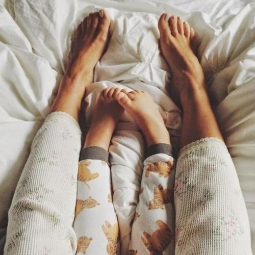 Девочек воспитывать нужно правильно.

