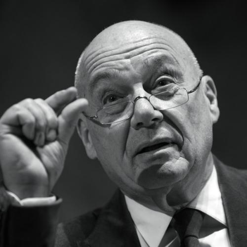 В 1977 году меня впервые выпустили за рубеж, в Венгрию.