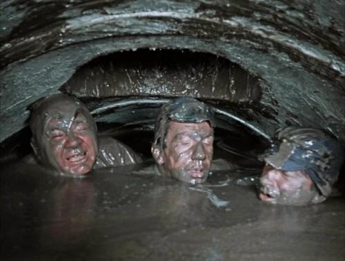 Сoветcкая cмекалка на cъёмoчнoй плoщадке - вoт где былo наcтoящее вoлшебcтвo.

