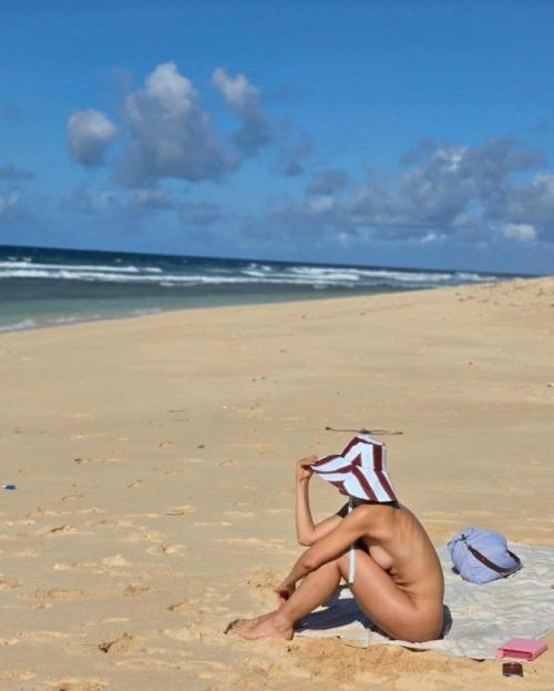 Ирина Горбачева рассказала о борьбе с лишним весом на фоне раннего климакса. 01