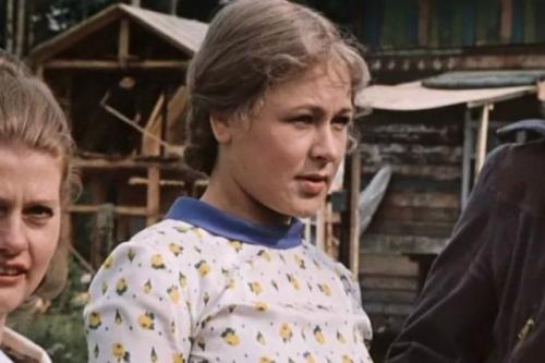 Любовь, страсть и одиночество: жизнь Раисы Рязановой в поисках женского счастья. 

