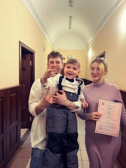 Забеременела в 13 - и снова ждёт ребёнка: как сейчас живёт Даша суднишникова. 01