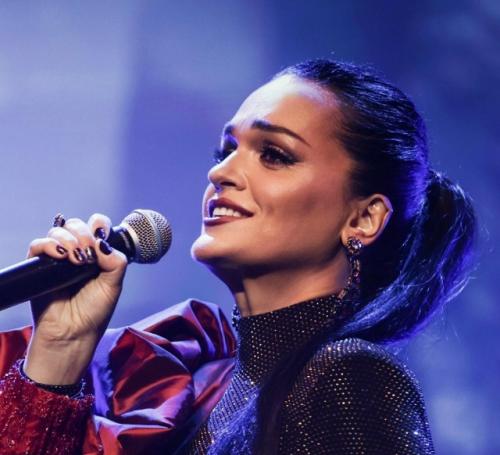 Что-то Волочковой Потянуло: певица слава разделась в гримерке и вызвала оторопь у фанатов. 01