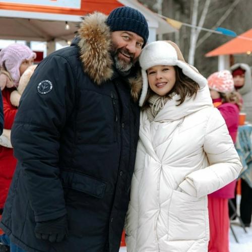 40-Летняя актриса Катерина шпица готовится стать матерью во второй раз. 02