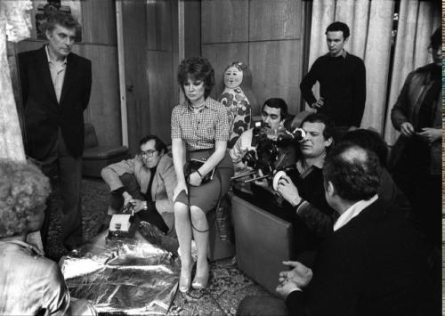 Никаких дешевых платьев. 03