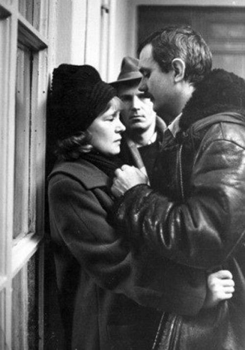 Никаких дешевых платьев. 01