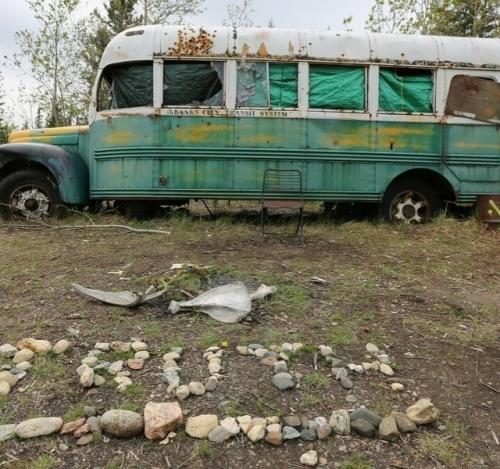 Он один в дикую природу Аляски без подготовки ушёл. 05