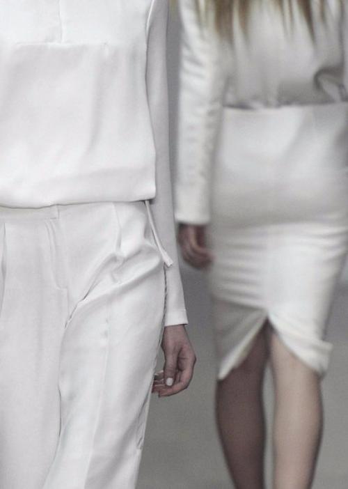 Целомудрие женщины - это верность.  