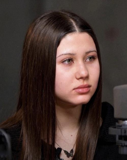 Оксана Самойлова разрыдалась на подкасте: проблемы со старшей дочерью. 01