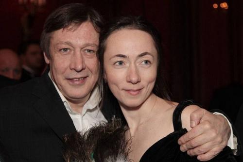 Михаил Ефремов разводится с пятой женой после 23 лет брака. 01