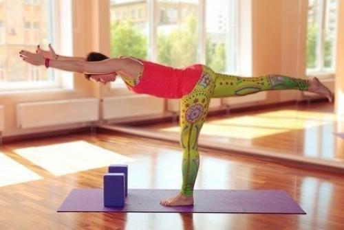 Асаны для повышения уверенности в себе. 03