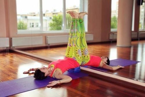 Асаны для повышения уверенности в себе. 08