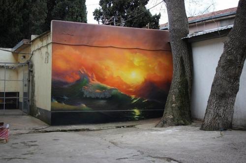 В Крыму объявился новый Айвазовский с баллончиком. 03