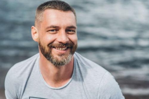 От антона батырева ушла четвертая жена. 02