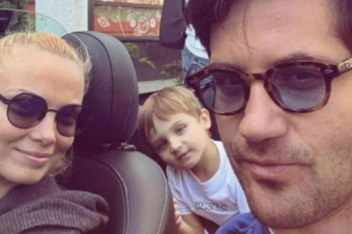 Марк Богатырёв слухи о разводе с Татьяной арнтгольц опроверг. 01