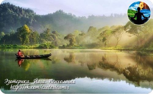 Мысли, которые мы держим в голове, и слова, которые мы произносим, постоянно формируют наш мир и опыт.