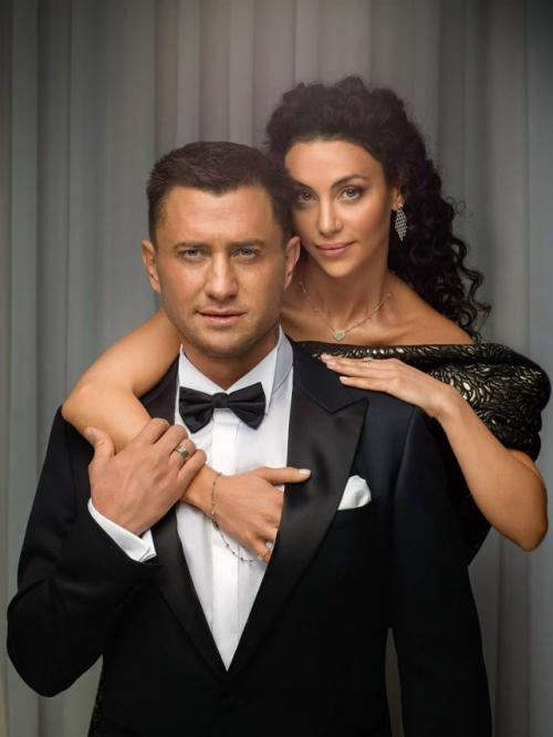 Павел прилучный откровенно рассказал о том, как изменилось его отношение к семье после громкого развода с Агатой муцениеце.

