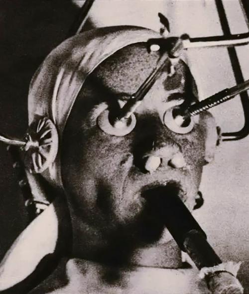 Жуткая процедура 1937 года: косметический уход, который путём боли обеспечивал молодость. 01