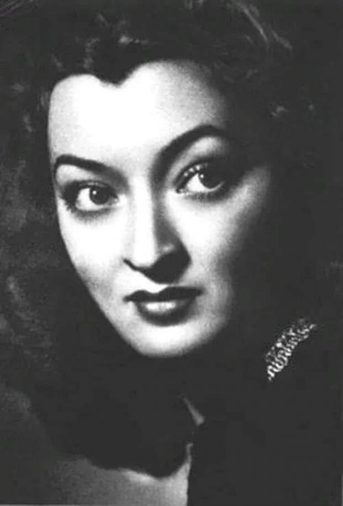 Лидия циргвава стала вдовой в 34 года и больше не вышла замуж. 

