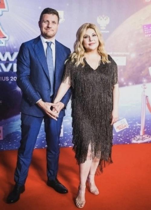 Романтика с Разницей в Возрасте: Марина Федункив и Стефано Маджи Вопреки Стереотипам. 01