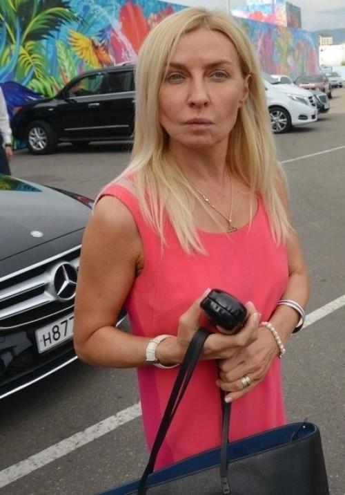 Побег без объяснений: как Татьяна Овсиенко превратила болезненный разрыв после 17 лет брака в личную перезагрузку. 02