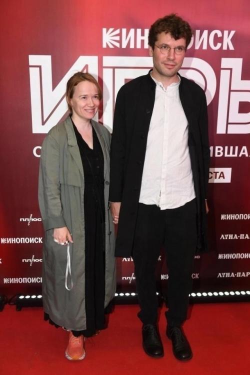 Бывший солист группы Корни Павел Артемьев стал отцом! 01