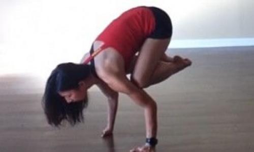 10 асан на развитие баланса. 09