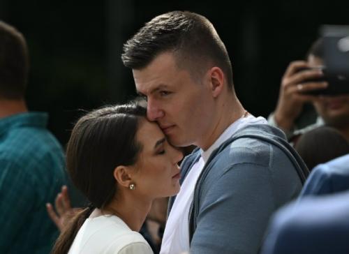 Подписчики лерчек запустили новую теорию заговора: Даниэль - сын Артёма. 01 Подписчики лерчек запустили новую теорию заговора: Даниэль - сын Артёма. 01
